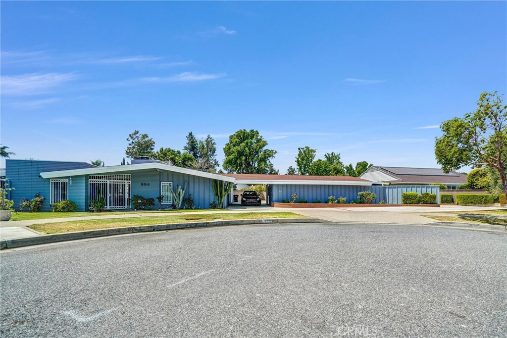 994 N Cleveland Street