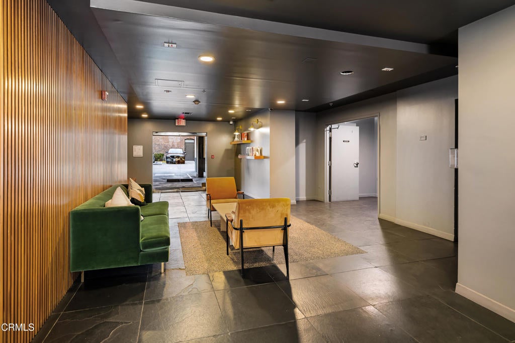 159 W Green Street 502A