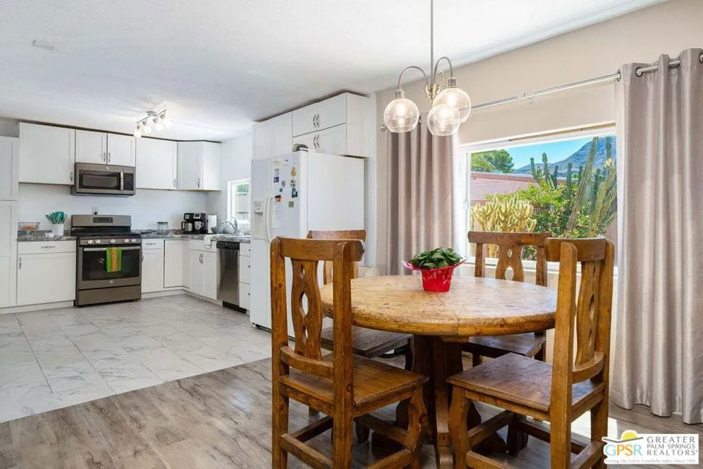 Cathedral City, California 92234, United States, 3 Bedrooms Bedrooms, ,2 BathroomsBathrooms,Residential,Active,162675