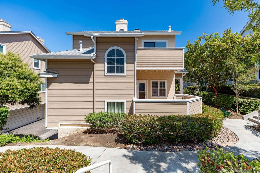 10050 Scripps Vista Way 26