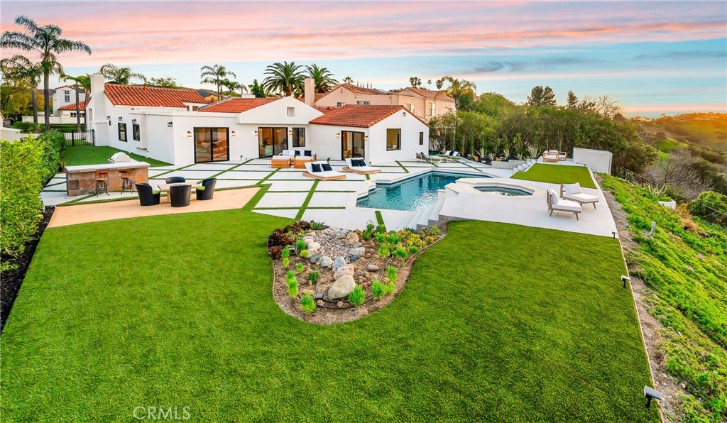 24247 Park Granada