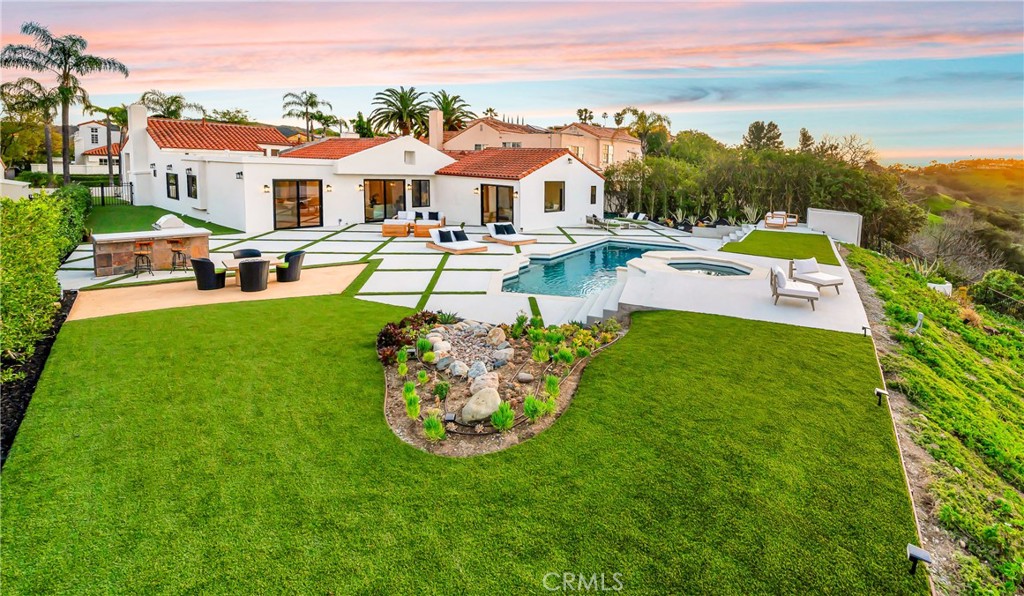 24247 Park Granada