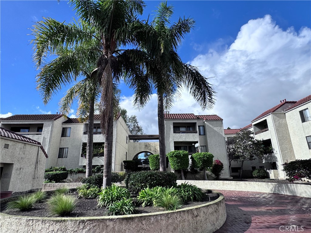 Town Square (TNSQ) - Residential