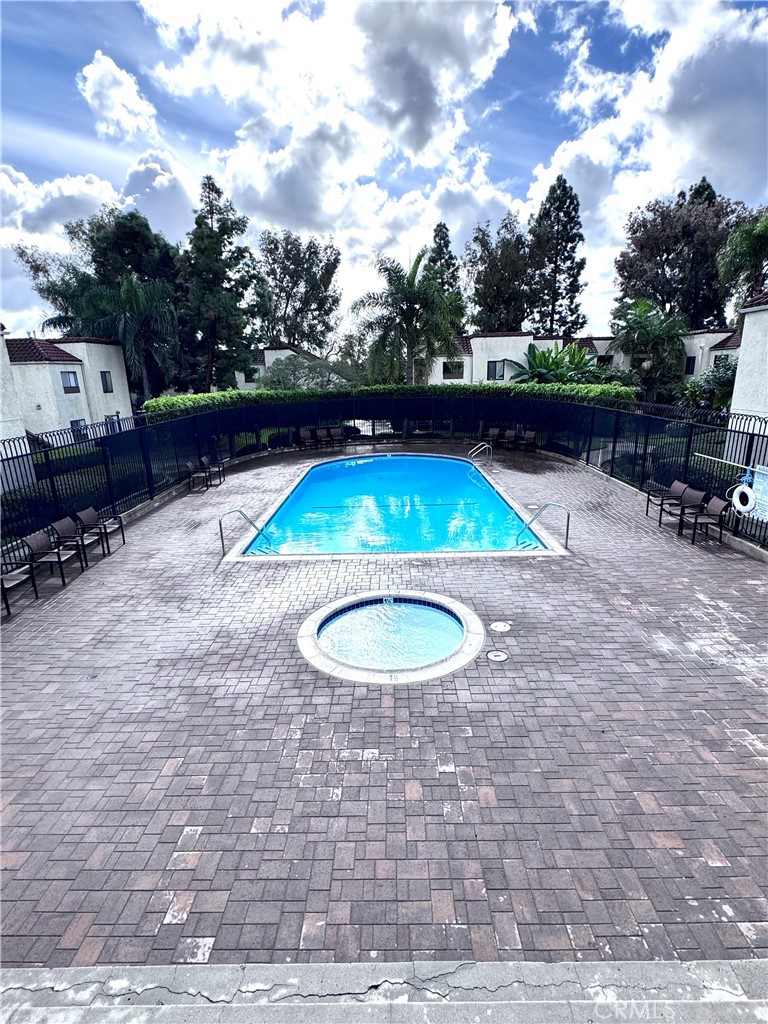 Town Square (TNSQ) - Residential