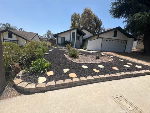 51 Rolling Hills Dr Phillips Ranch CA 91766