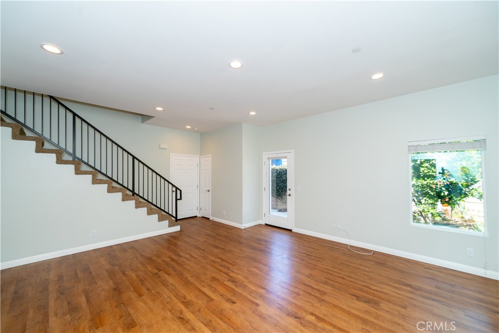 Properties 3 527 Hazel Street A
