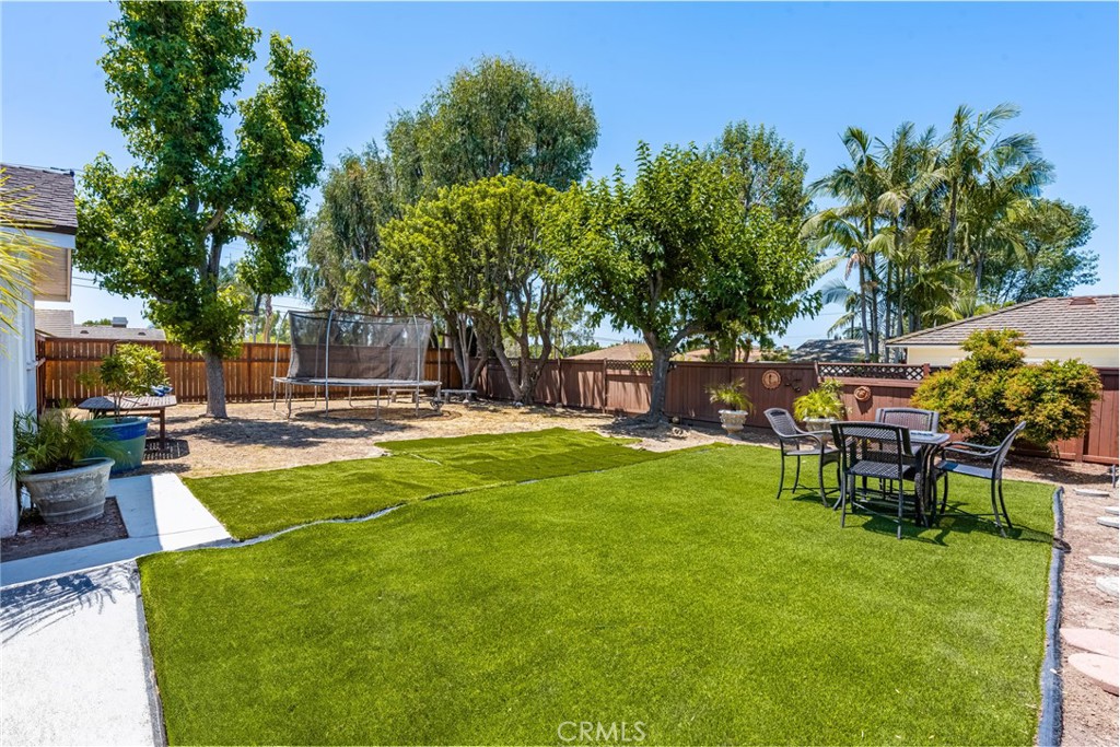 926 West Valencia Mesa Drive