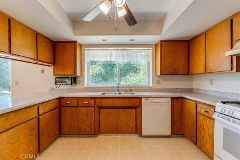 Tiny photo for 9289 Santa Margarita Rd, Atascadero, CA 93422 (MLS # NS26073578)