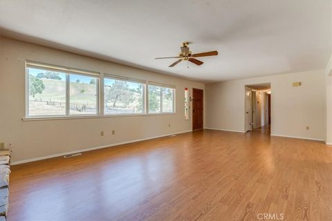 Tiny photo for 9289 Santa Margarita Rd, Atascadero, CA 93422 (MLS # NS26073578)