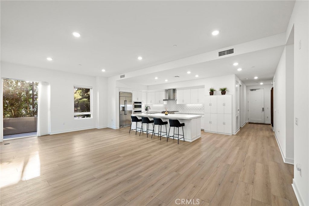 3101 Rivington