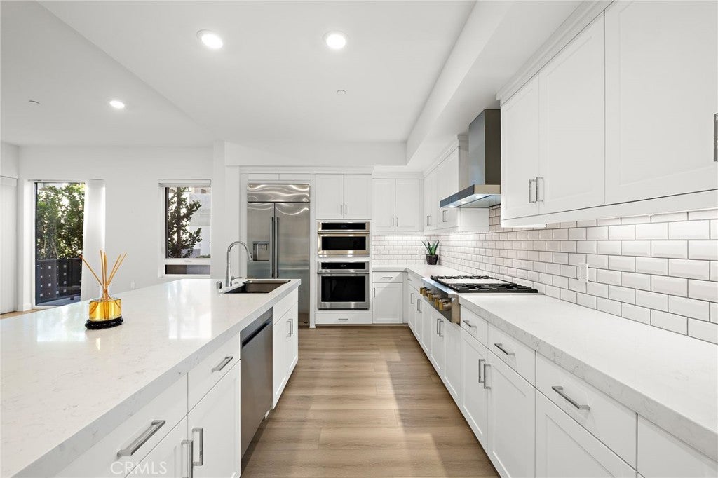 3101 Rivington