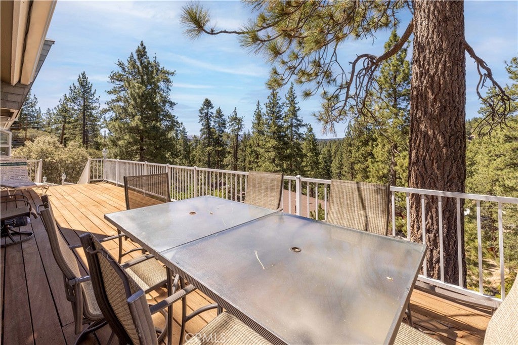 39147 Cedar Dell