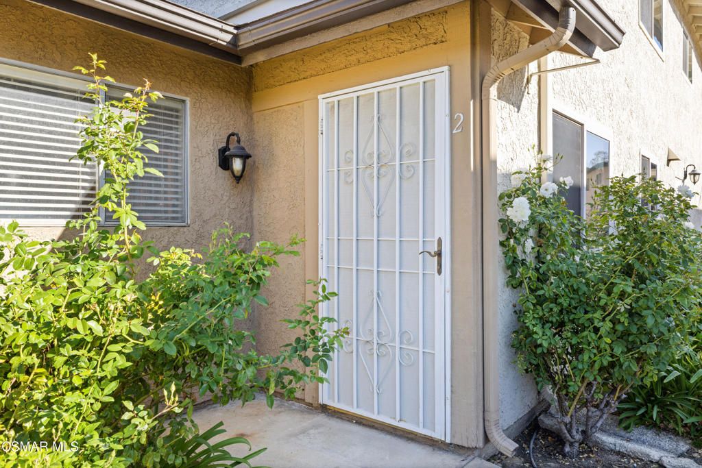 Photo of 2026 Calle La Sombra #2, Simi Valley, CA 93063 (MLS # 225005875)