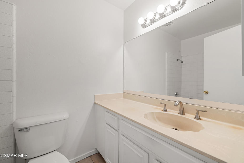 McKeon (V.D.M.)-221 - 1001582 - Residential