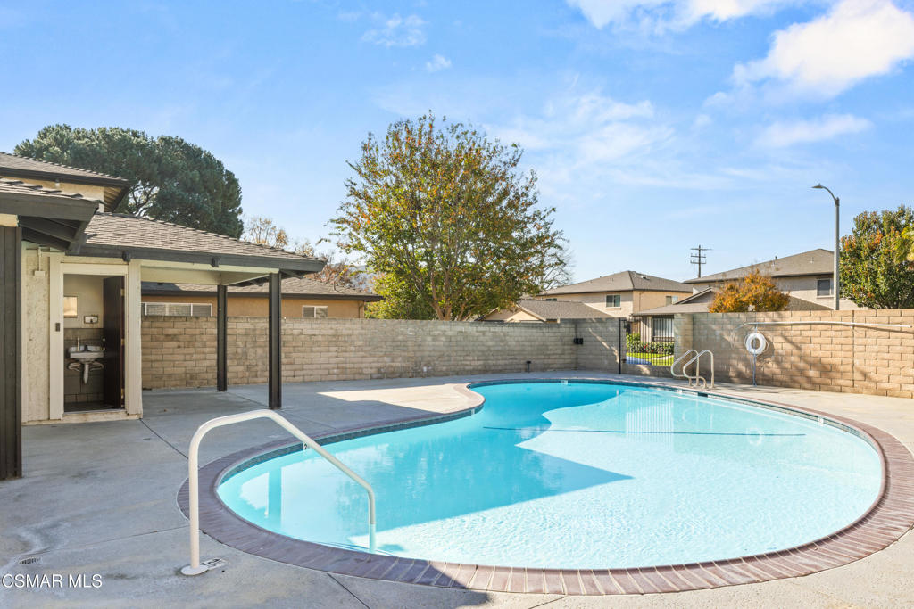 McKeon (V.D.M.)-221 - 1001582 - Residential