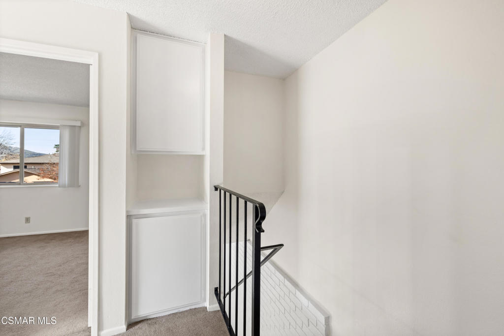 McKeon (V.D.M.)-221 - 1001582 - Residential