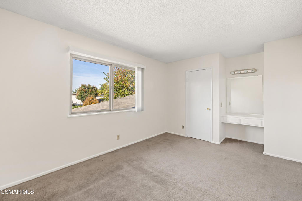 McKeon (V.D.M.)-221 - 1001582 - Residential