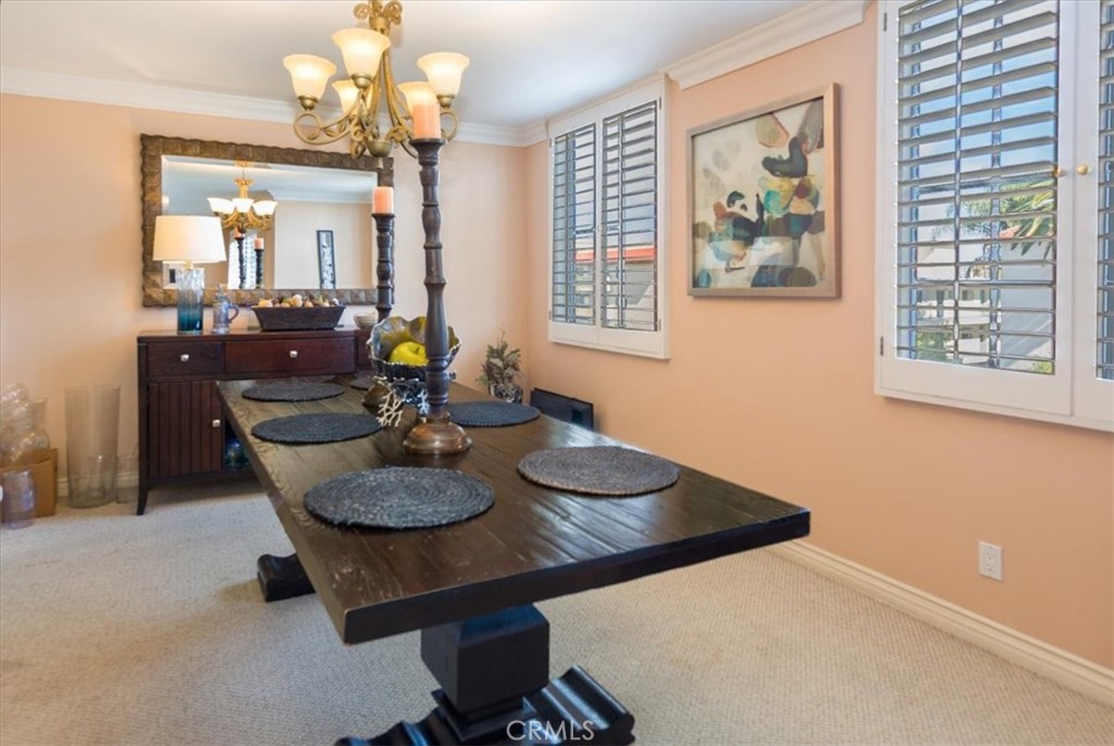 5339 Lindley Unit 207