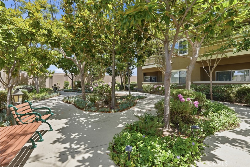 2750 Artesia 132