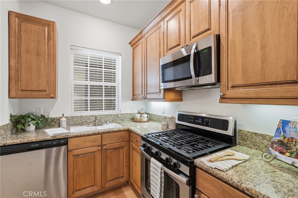 2750 Artesia 132