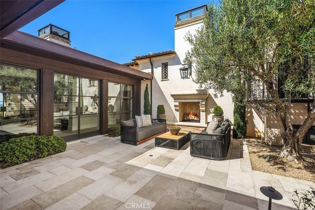 Photo of 17 Pacific Ridge Place Pl, Dana Point, CA 92629 (MLS # OC26077101)