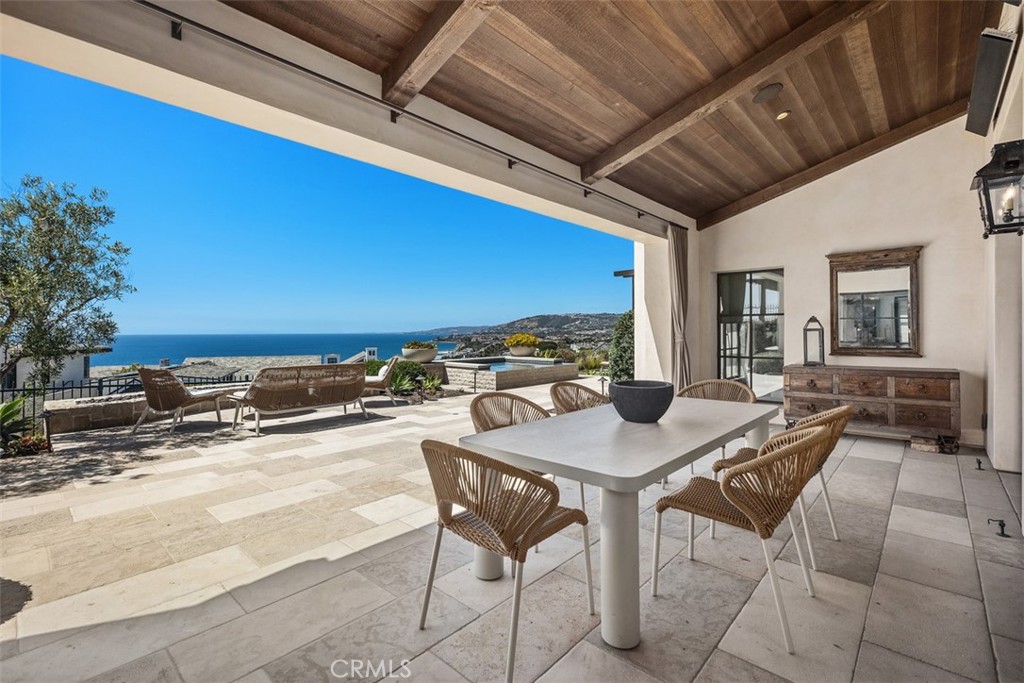 17 Pacific Ridge Place