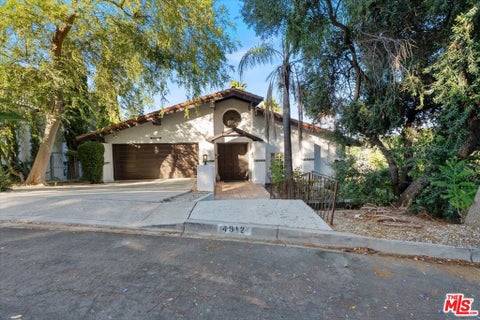 Photo of 4912 Llano Drive, Woodland Hills, CA 91364 (MLS # 26855555)