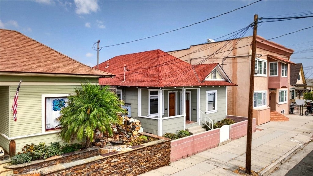 356 W 14th
