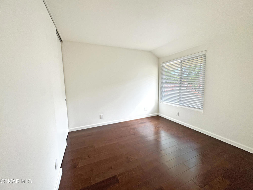 Green Meadow Condos-342 - 342 - Residential