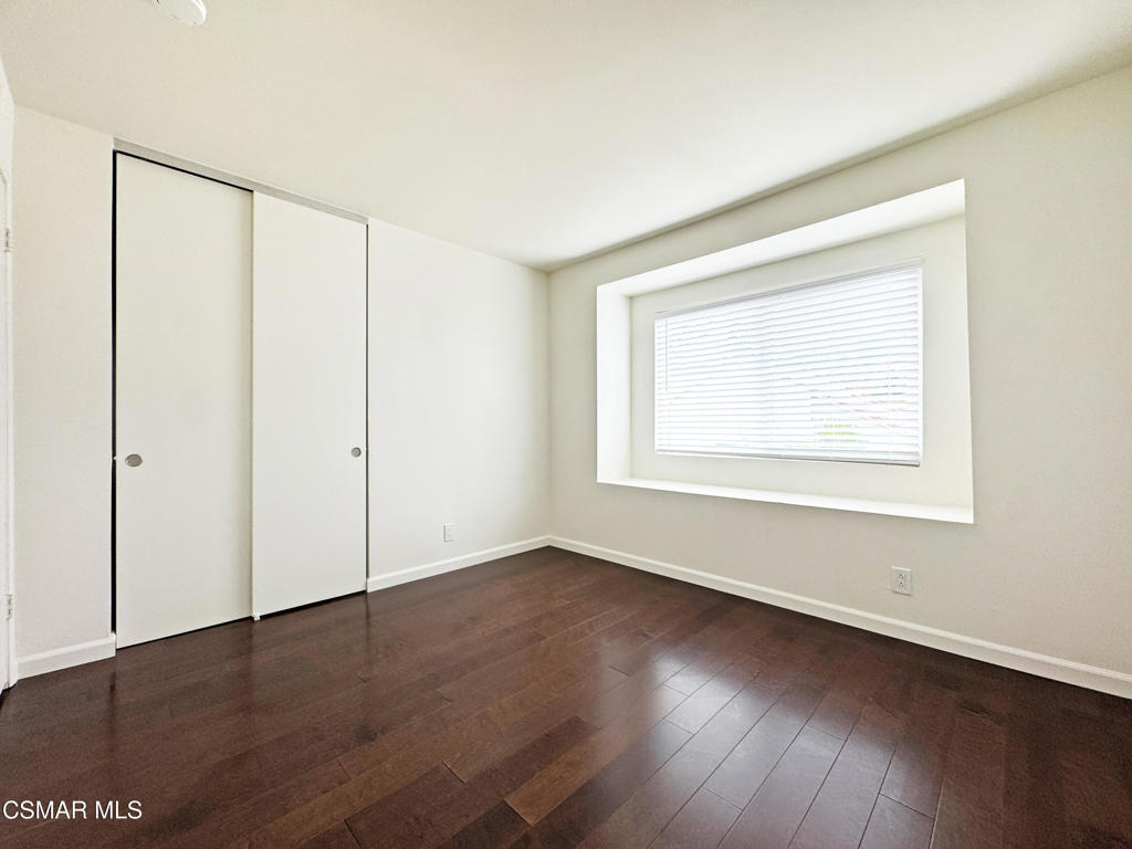 Green Meadow Condos-342 - 342 - Residential