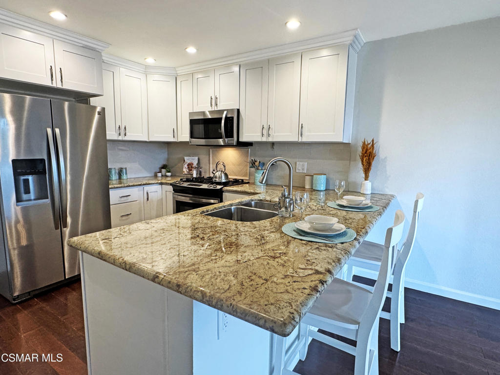 Green Meadow Condos-342 - 342 - Residential