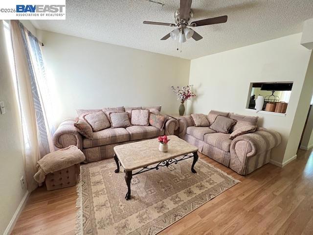 2300 Sycamore Ln 5