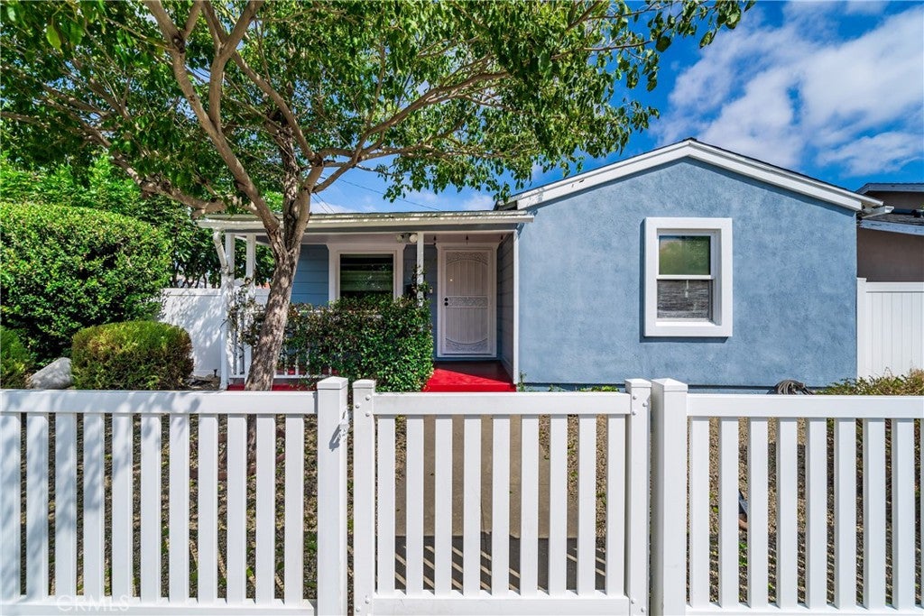 611 W 27th
