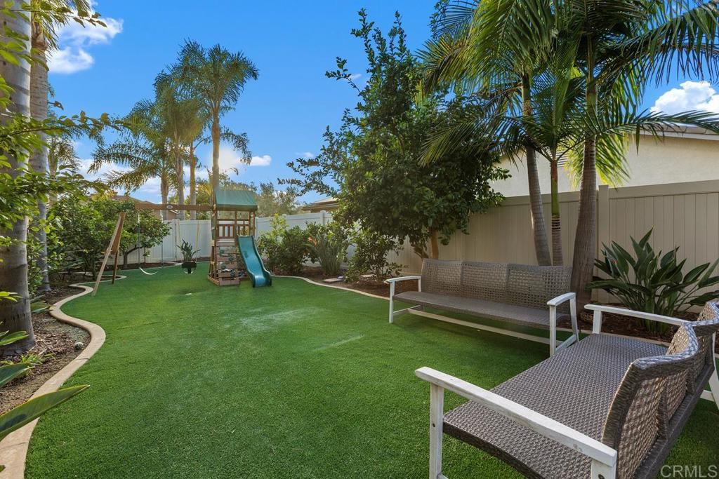 1123 Ariana Road