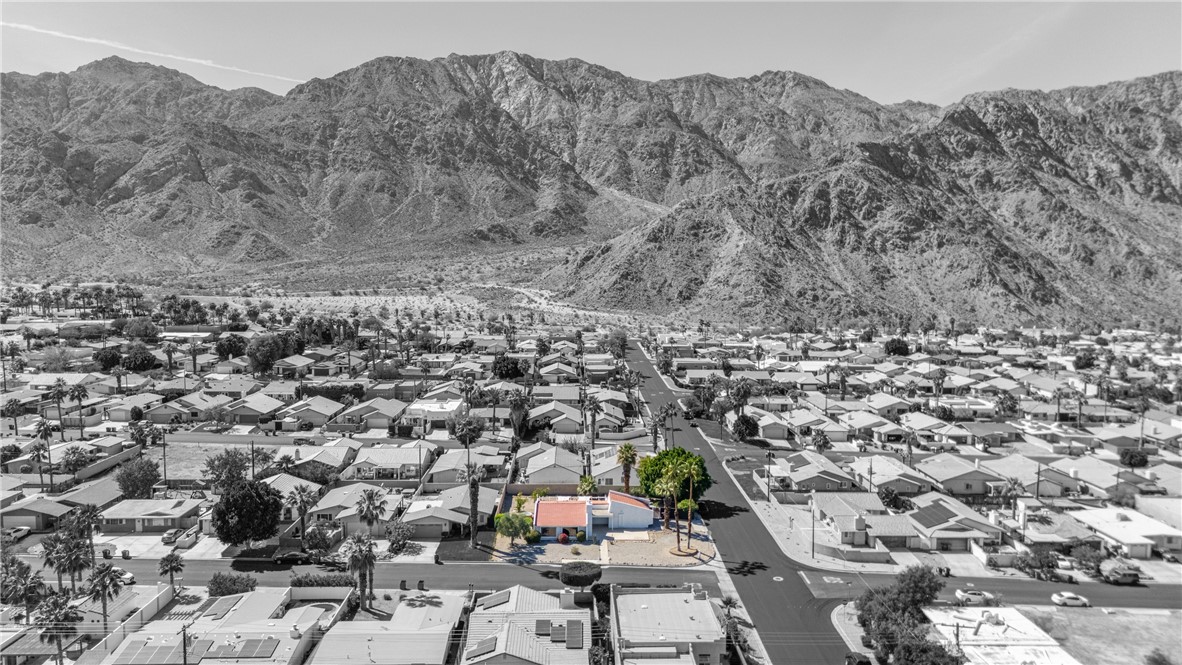 52745 Avenida Obregon