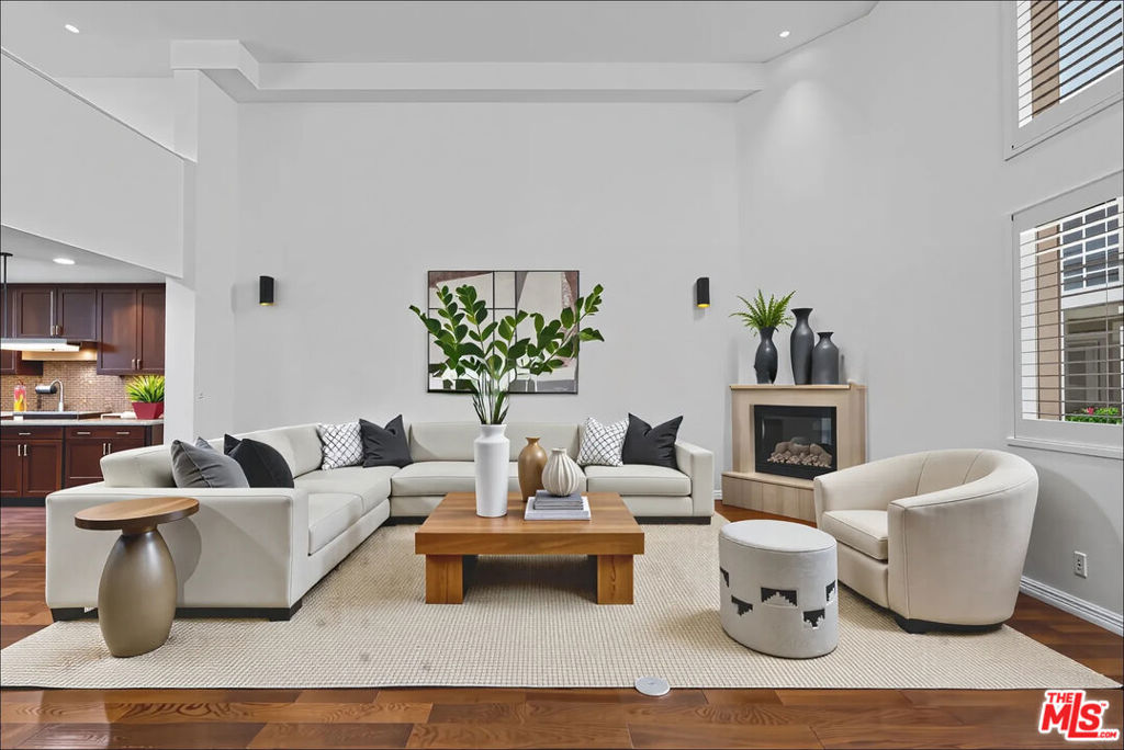 7403 S Sepulveda Boulevard 108