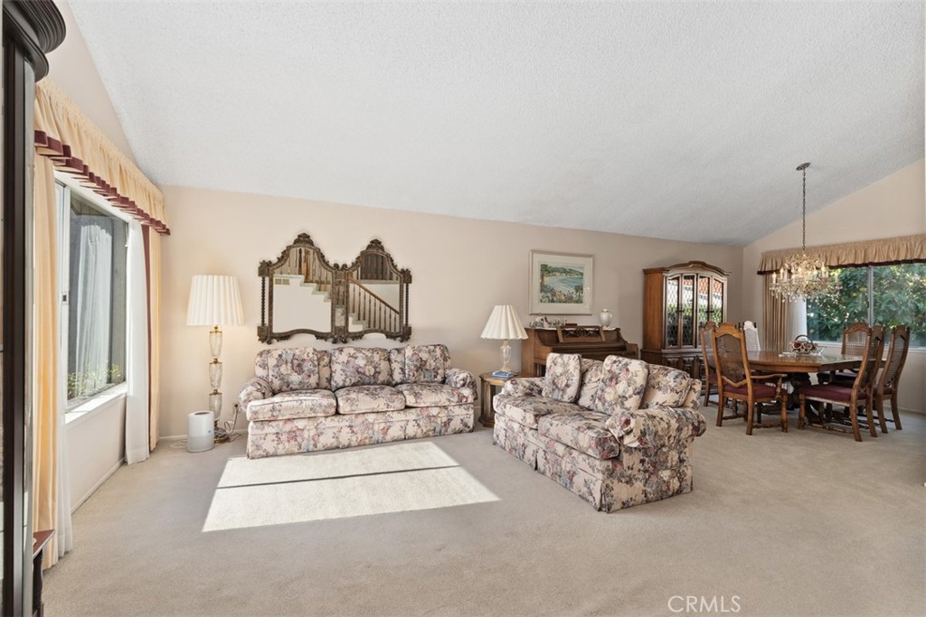 Properties 2 14541 Savin Avenue