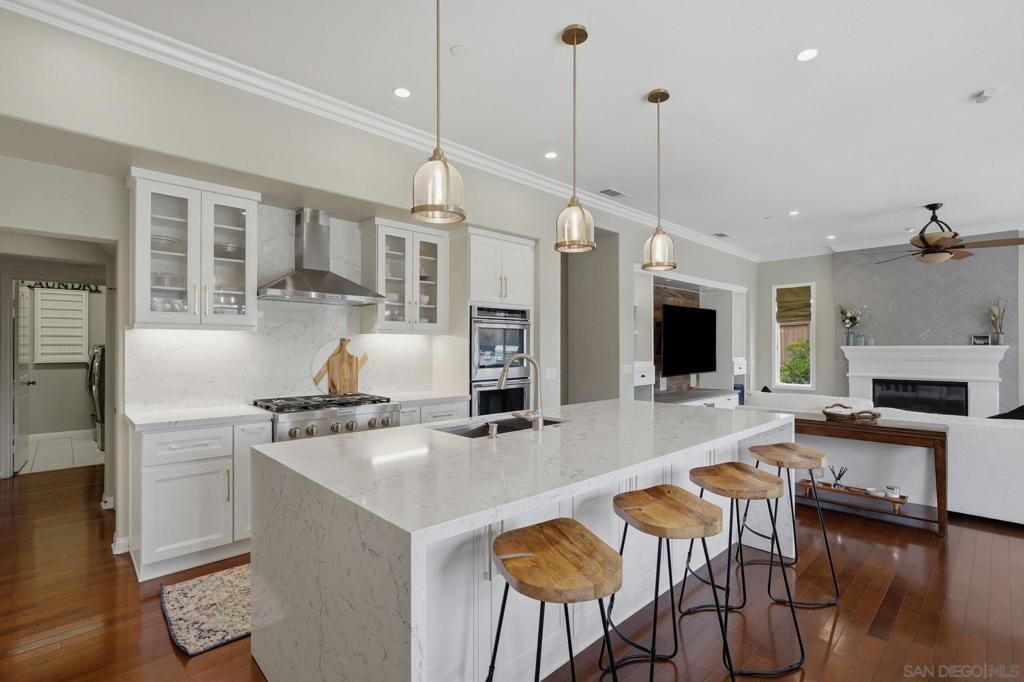9767 Deer Trail Dr