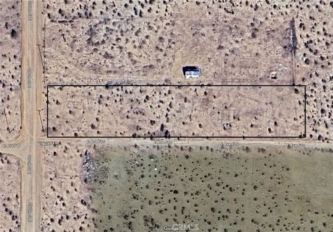 Photo of 0 Corner Of 200th St E/Ave F-8, Lancaster, CA 93535 (MLS # SR26035323)