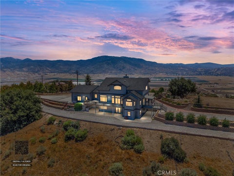Photo of 27101 Skyline DR, Tehachapi, CA 93561 (MLS # SR26149087)