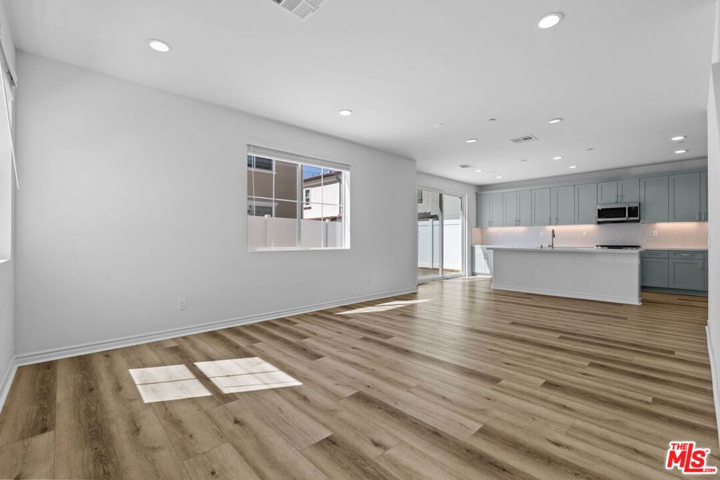 5739 Westmont Lane