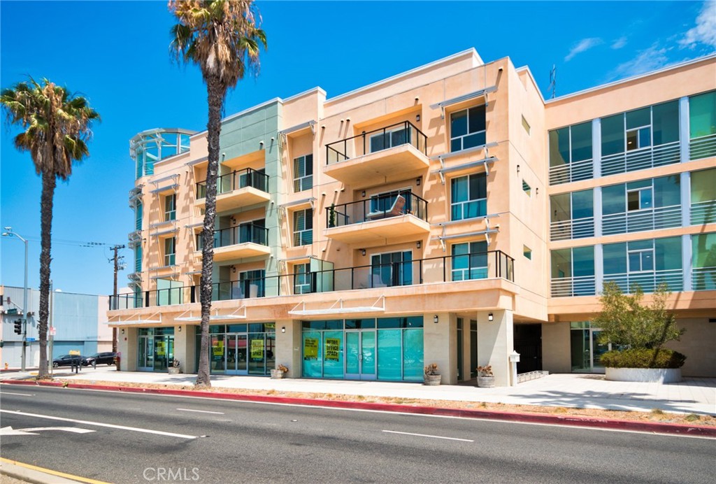 1598 Long Beach Boulevard 101