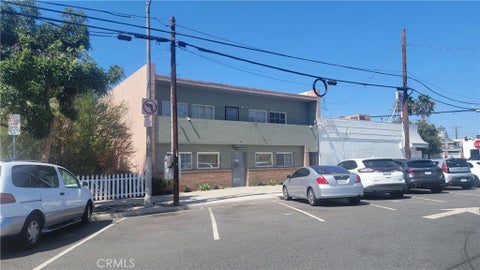 Photo of 341 Bonito Avenue, Long Beach, CA 90802 (MLS # PW26154929)
