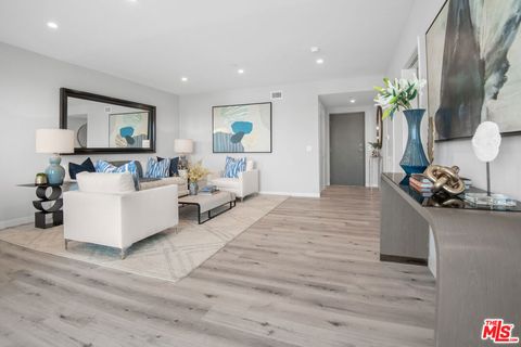 Photo of 1226 S Bedford Street #302, Los Angeles, CA 90035 (MLS # 25619233)