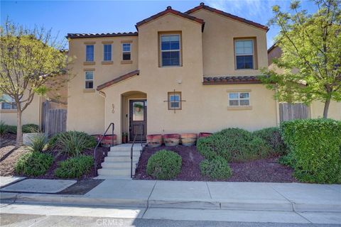 Photo of 570 River Oaks Drive, Paso Robles, CA 93446 (MLS # SC26071076)