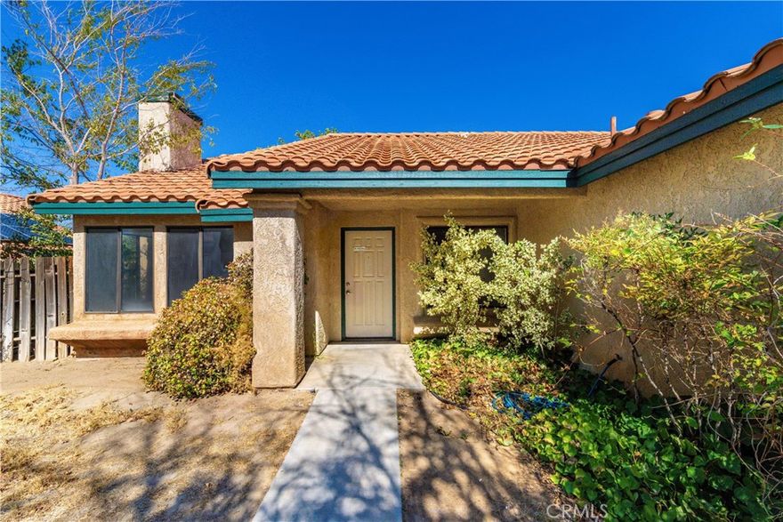 Charming 4 bed, 2 bath home in West Palmdale! Located in a quiet, family-friendly neighborhood close to the 14 Fwy, schools, parks, shopping, dining, and hospitals. Recently updated with new interior paint and stylish vinyl flooring. Features include central air, spacious 3-car garage, and a clean canvas backyard ready for your personal touch. Move-in ready and perfectly situated near all local amenities. Don’t miss this great opportunity to own in one of Palmdale’s most desirable areas!