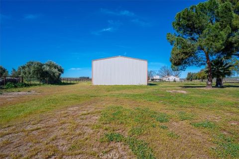 Tiny photo for 2100 Starkey Road, Shandon, CA 93461 (MLS # NS26060359)