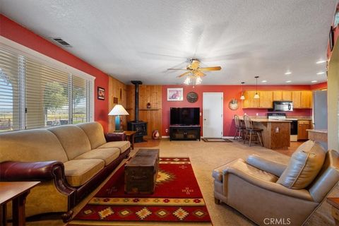 Tiny photo for 2100 Starkey Road, Shandon, CA 93461 (MLS # NS26060359)