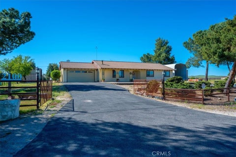 Tiny photo for 2100 Starkey Road, Shandon, CA 93461 (MLS # NS26060359)