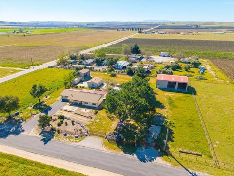 Tiny photo for 2100 Starkey Road, Shandon, CA 93461 (MLS # NS26060359)